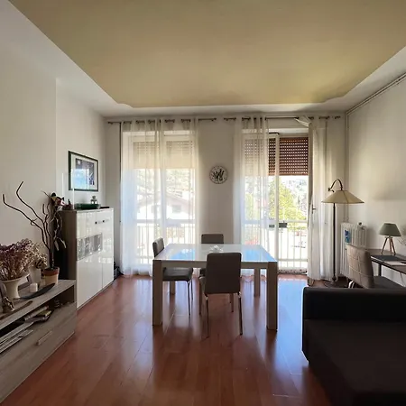 Casa Mina Mandello del Lario